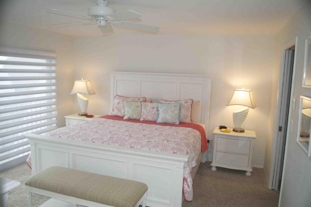 Mariner Pointe Villa Sanibel Exterior photo